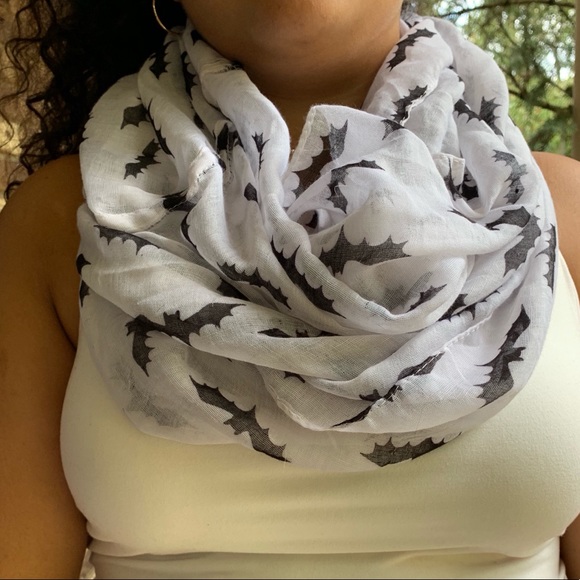 TWO HALLOWEEN INFINITY SCARVES - Picture 2 of 3